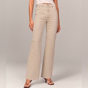 Abercrombie & Fitch 
The 90s Relaxed Jean High Rise 25 Size 0 Short Color: Oat